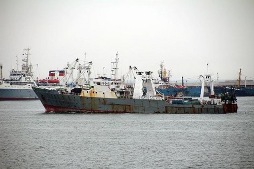 Naufrage d'un bateau sud-coréen: un mort, des dizaines de disparus - ảnh 1