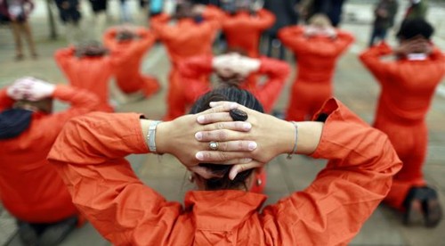 Tortures: critiques et demandes de poursuites contre la CIA - ảnh 1