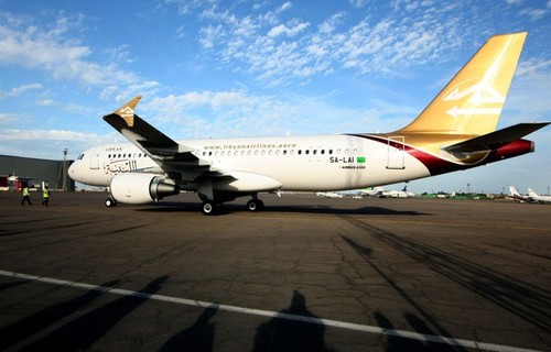 Libye: Toutes les compagnies aériennes libyennes interdites de vol dans l’UE - ảnh 1