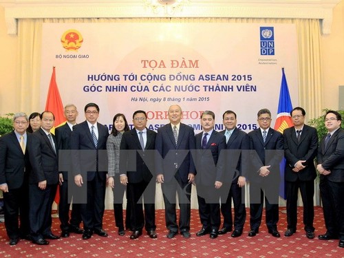 Le Vietnam s’engage pour la future communauté aséanienne - ảnh 1
