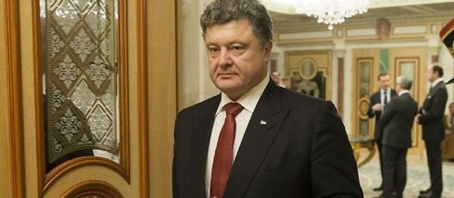 Porochenko : L’Ukraine souscrit entièrement aux accords de Minsk - ảnh 1