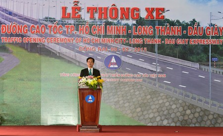 Inauguration de l’autoroute Ho Chi Minh-ville-Long Thanh-Dau Giay - ảnh 1