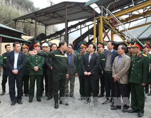 Quang Ninh : Hoàng Trung Hai rend visite aux producteurs de charbon - ảnh 1