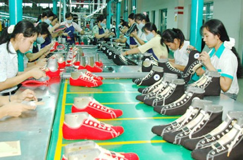 Objectif : 14 millions de dollars d’exportation de chaussures en 2015 - ảnh 1