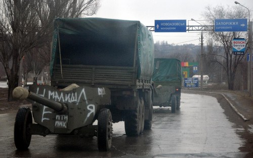 Ukraine: l'ONU se réunit, la trêve semble tenir dans l'Est - ảnh 1