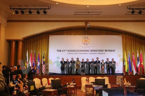 L’ASEAN apprécie les efforts d’intégration du Vietnam  - ảnh 1