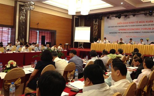 Vietnam concentre ses efforts sur la restructuration économique - ảnh 1