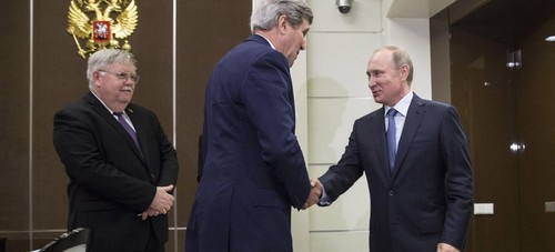 Kerry à Sotchi: premiers signes de détente entre Russie et Etats-Unis  - ảnh 1