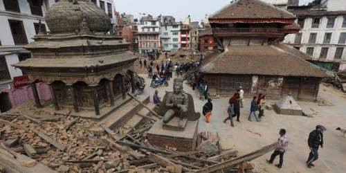 Katmandou espère 2 milliards de dollars pour reconstruire le pays - ảnh 1