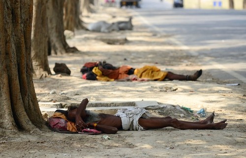 Inde : la vague de chaleur a fait au moins 1700 morts  - ảnh 1