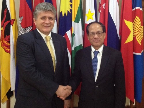 L’ONU et l’ASEAN s’engagent à renforcer leur coopération - ảnh 1