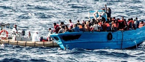 Italie : douze immigrés récupérés morts, plus de 800 sauvés - ảnh 1