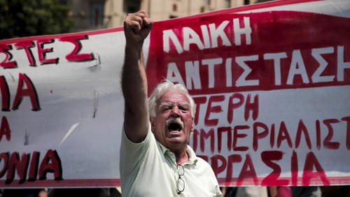 La CE veut une restructuration plus profonde de la dette grecque  - ảnh 1