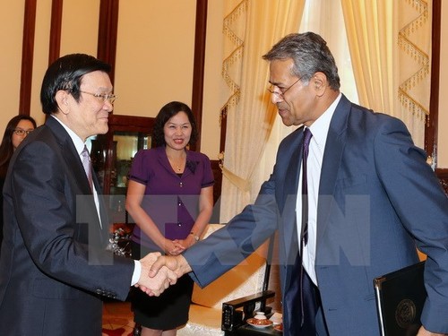 Le président Truong Tân Sang reçoit le représentant du FM - ảnh 1