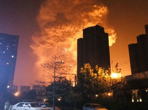 Chine: le bilan des explosions à Tianjin s'alourdit  - ảnh 1