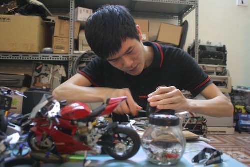 Nguyen Van Long et ses répliques de motos inédites - ảnh 1