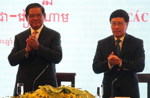 Vietnam-Cambodge : Poursuivre la coopération pour le développement - ảnh 1