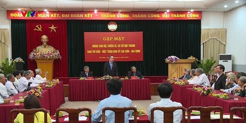 Nguyen Thien Nhan rencontre des anciens membres du comité de mobilisation des intellectuels - ảnh 1