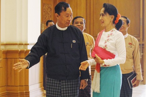 Myanmar : 1ère rencontre de réconciliation entre Suu Kyi et Shwe Mann - ảnh 1