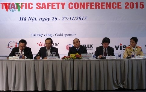 Ouverture de la conférence sur la sécurité des transports du Vietnam  - ảnh 1