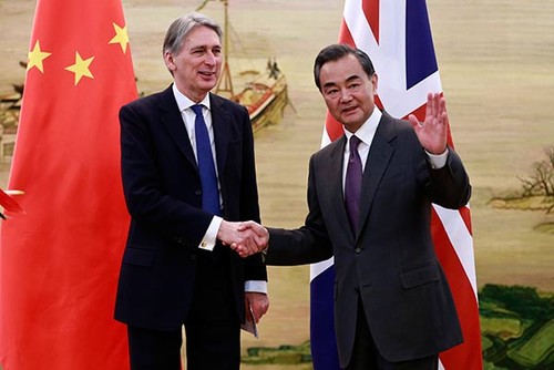La Chine et le Royaume-Uni publient un communiqué sur la Syrie  - ảnh 1