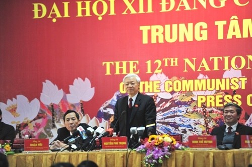 Les félicitations  continuent d’arriver au SG du PCV Nguyên Phu Trong - ảnh 1