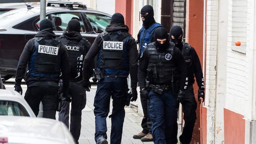 La Belgique gonfle ses effectifs et ses moyens contre le radicalisme islamiste - ảnh 1