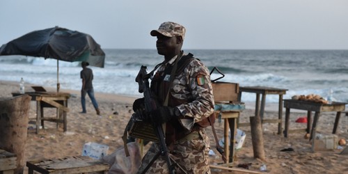 Al-Qaïda au Maghreb islamique revendique l'attaque en Côte d'Ivoire - ảnh 1