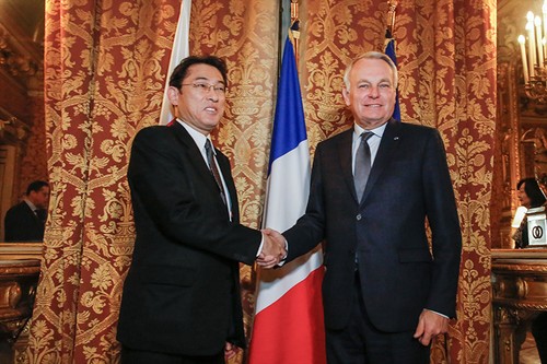 Le Japon et la France protestent contre tout acte unilatéral en mer Orientale - ảnh 1