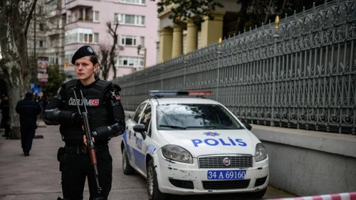 Six étrangers liés à l'État islamique arrêtés par la police turque  - ảnh 1