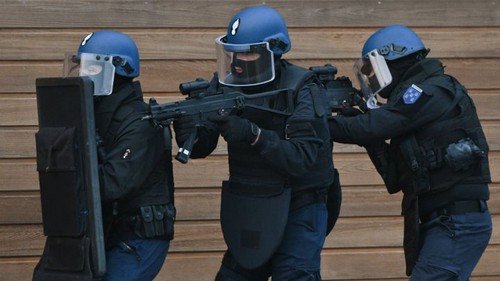 Terrorisme : une menace "imminente" en France et en Belgique - ảnh 1