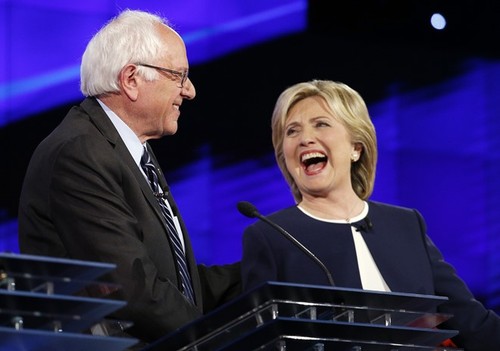 Primaires américaines : Sanders donne enfin son appui à Clinton - ảnh 1