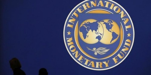 Le FMI accusé d'avoir cédé aux pressions européennes en Grèce  - ảnh 1