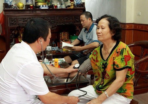 Généraliser le modèle «médecin de famille» au Vietnam - ảnh 1
