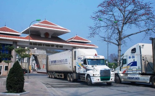 Intensifier les échanges économiques frontaliers Vietnam-Chine - ảnh 1