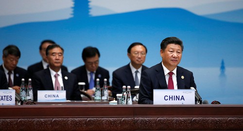 Xi Jinping espère que le sommet du G20 offrira des remèdes à l'économie mondiale - ảnh 1