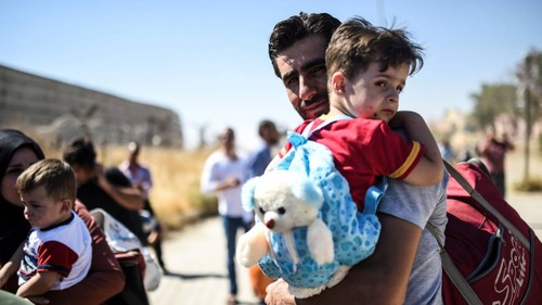 Turquie: l'UE innove avec des cartes de paiement pour les réfugiés syriens vulnérables - ảnh 1