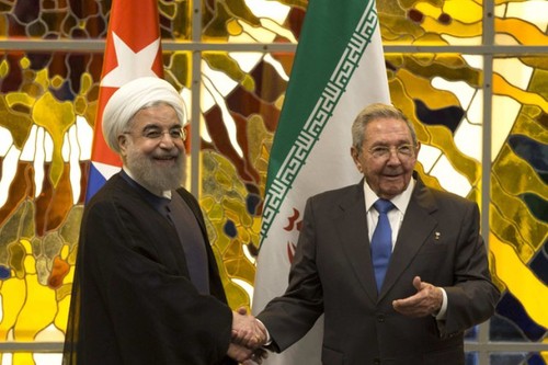Le président Rohani célèbre l'amitié irano-cubaine auprès des frères Castro - ảnh 1
