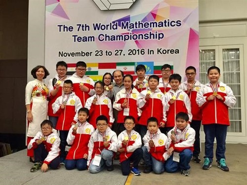 Championnat des sélections de mathématiques: 32 médailles pour le Vietnam - ảnh 1