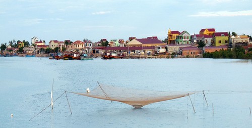Le village de pêcheurs de Canh Duong - ảnh 2