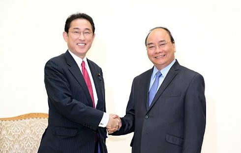 Un responsable du Parti libéral démocrate japonais en visite au Vietnam  - ảnh 1