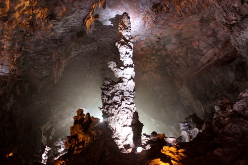 Il y a-t-il beaucoup de grottes qui se visitent au Vietnam? - ảnh 3