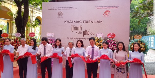 Exhibition highlights history, culture, land, people of Thang Long-Hanoi opens - ảnh 1