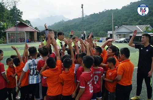 “Hello Dream Day” charity event held in Ha Giang - ảnh 1