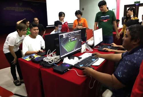 HCMC introduces e-sports to disability community - ảnh 1