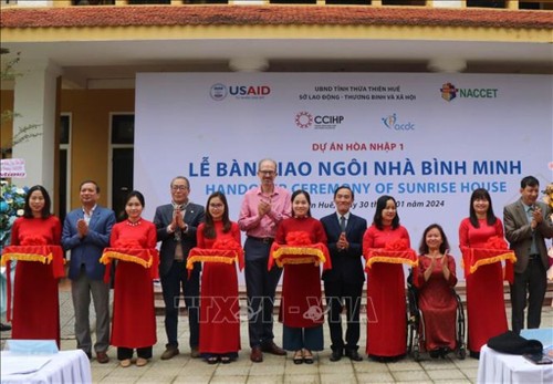 Temporary shelters built for disabled victims of gender-based violence  - ảnh 1
