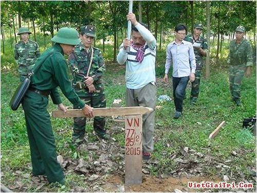 Vietnam dan Kamboja terus mencapai permufakatan-permufakatan baru tentang delimitasi dan penancapan tonggak di daratan - ảnh 1