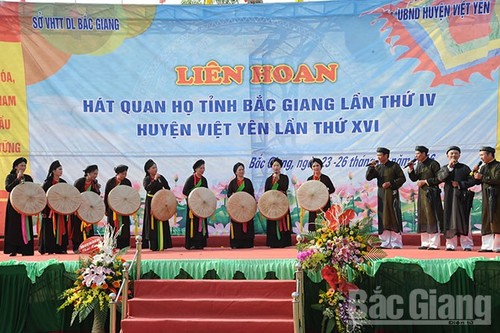 Mengkonservasikan dan mengembangkan Pusaka lagu rakyat Quan Ho di daerah tepi sungai Cau - ảnh 1