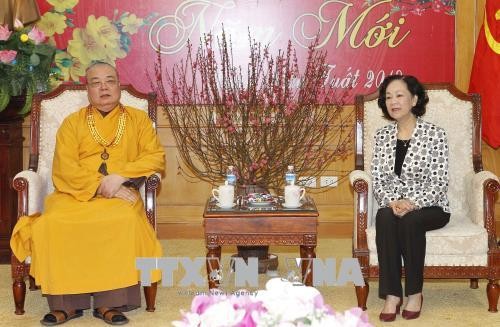 Kepala Departemen Penggerakan Massa Rakyat KS PKV Truong Thi Mai: Agama Buddha Vietnam selalu berjalan seperjalanan dengan bangsa - ảnh 1