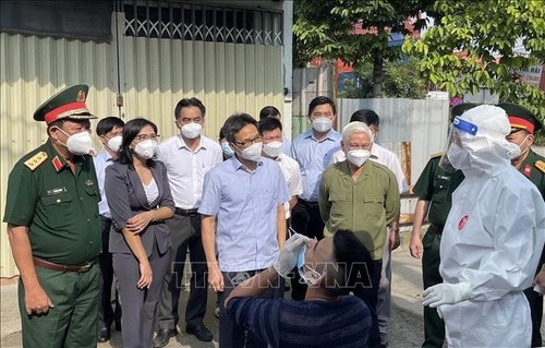 Deputi PM Vu Duc Dam Lakukan Temu Kerja di Provinsi Binh Duong - ảnh 1